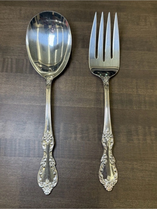 Wm Rogers Other - WM Rogers Grand Elegance Extra Plated 2
Pieces Serving Spoon & Fork